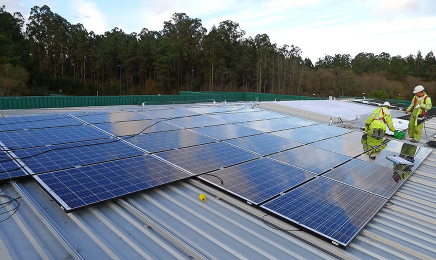 Instalación paneles solares fotovoltaicos