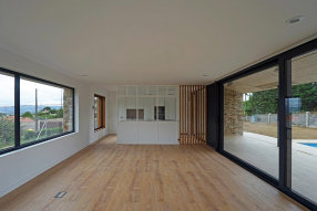 Vivienda en O Val, Narón. Estar-comedor