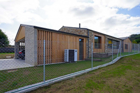 Vivienda en O Val, Narón. Fachada este-norte