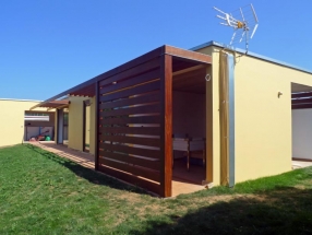 Edificación auxiliar en Castro, Narón