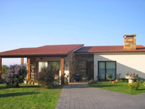 Vivienda en Bemantes, Miño