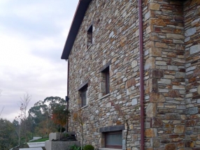 Vivienda en Broño, Oleiros