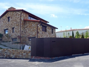 Vivienda en Broño, Oleiros