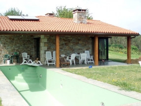 Vivienda en Cañás, Carral