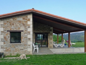 Vivienda en Cañás, Carral