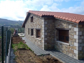 Vivienda en Coirón, Laracha