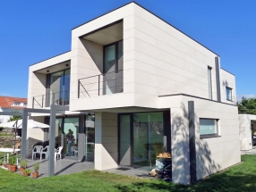 Vivienda en Rúa Roibeiras, Mugardos